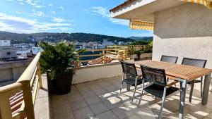 EVH108 Apartamento con gran terraza