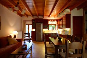 7hills Waterfall Lodge by Ski Alure