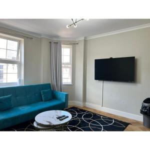 5th Floor Modern Flat Near Edgware Road-F59