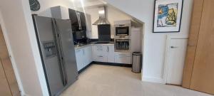 Elegantly Refurbed 2BD in Shankill - 3km from Bray