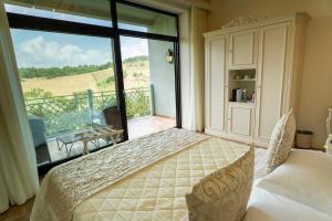 Deluxe Double Room with Balcony room in Relais Sassa al Sole