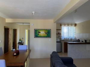 Departamento completo, cómodo y cerca del aeropuerto