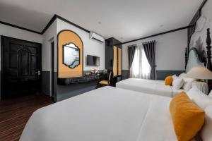 Phòng Gia Đình Loại Sang có Cửa Sổ (Deluxe Family Room with Window)