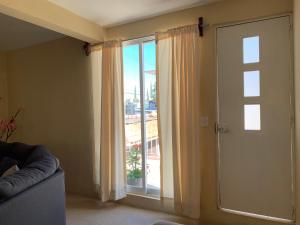 Departamento completo, cómodo y cerca del aeropuerto