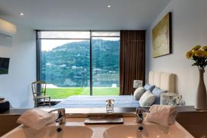 Feel Discovery Douro Cherry
