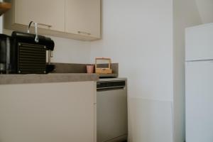Appartements F2 spacieux et lumineux avec cuisine equipee : photos des chambres
