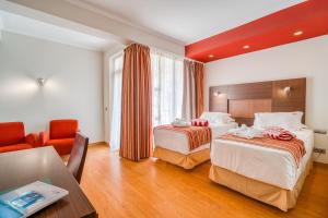Superior Double or Twin Room with Mountain View room in Muthu Raga Madeira Hotel