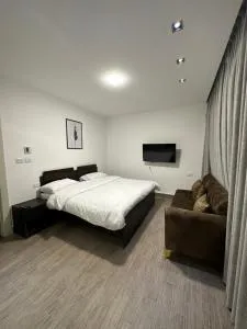 central apartment for rent 23 - Umm Uthainah