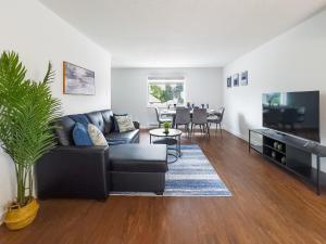 Pet-Friendly Large 3-Bedroom - Bobcaygeon