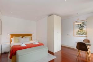 Liiiving in Porto - Trindade Deluxe Studios