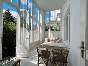 Spacious Garden Villa - 卢布林