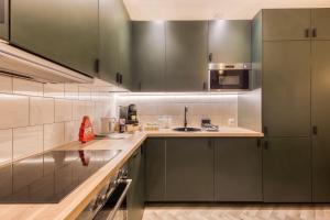 Moderne & Spacieux - Terrasse Privée - Parking Gratuit - 6 Pers