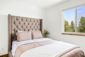 Premier Montana Retreat | River + Mountain Views | W & R