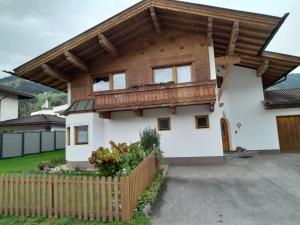 Sophie's Haus - 3hvězdičkové hotely ve městě Fügen