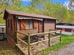 Bungalow (4 Adults) room in Camping Ribera del Ara