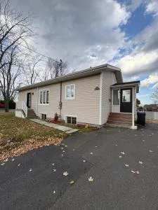 Maison d edouard - Saint-Athanase