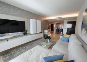 La Mairena - Chic Getaway with Sea & Mountain views, Spa and Sports