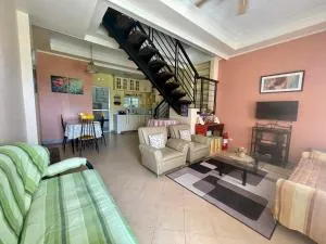 Whiteplace Transient House - Badoc