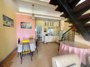 Whiteplace Transient House