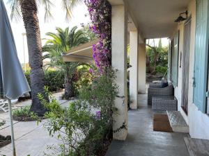 Authentique Villa le Cactus entièrement rénovée climatisée proche des plages du centre du Lavandou et du supermarché