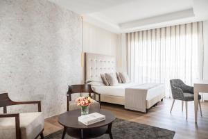 Deluxe Double or Twin Room room in Grand Hotel Gallia