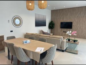 Acacia Beach Villa