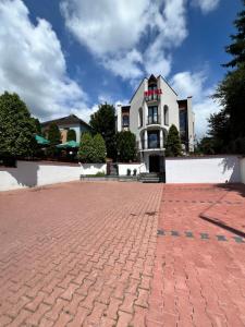 Hostel & Restauracja Santorini