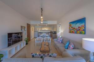 Chic 2 BR poolside Apartment at G-crib El Gouna