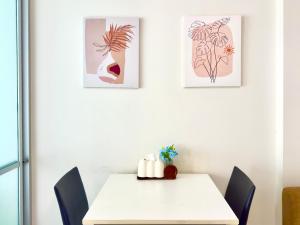 Dcondo is next to the mall2