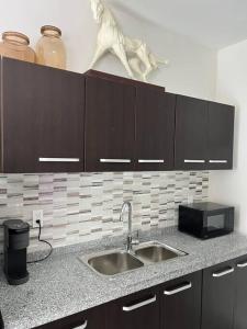 Marilyn Studio Apartment in Koreatown