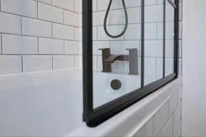 Modern Luxury 4 Bed House in Heart of Macclesfield