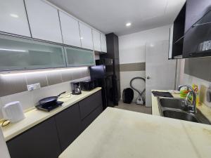 One South 3bedroom, MRT to TRX