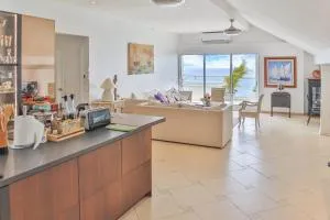 Sapphire Penthouse - Cupe Coy