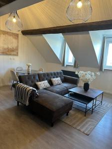Appartements Premium House en Hypercentre - Parking inclus et a 7 mins RER A : photos des chambres