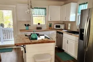 Cute and Cozy 2bed-4 Miles to LU - Appomattox