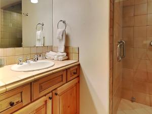 Timberline Condominiums 3 Bedroom Deluxe unit C3A