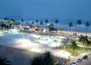 APTO 4 - COND BEIRA MAR, 3 dorm, 2 suítes, Ar-Cond, Wi-Fi, 2 Garagens, Piscina