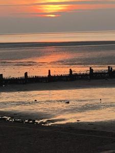 Family 3 Bedroom Caravan at Heacham Beach