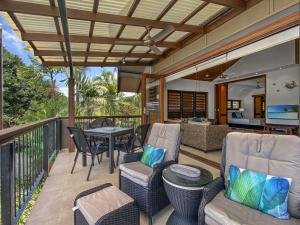 Pure Magnetic Villa 10