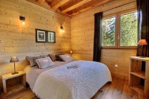 Appartements Chalet Prestige cheminee vue excep serrechevalierholidays : photos des chambres