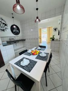 Charmoso e aconchegante espaço a 1 km da praia