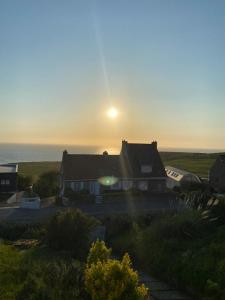 Maisons de vacances Maison avec vue mer sur les hauteurs d-Equihen-Plage : photos des chambres