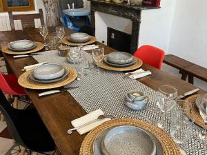 Maison de caractère avec piscine chauffée, étang privé et proche forêt, à 90 min de Paris - FR-1-581-48