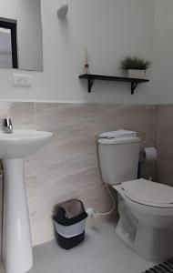 GURUS FR | Hermoso hospedaje cerca a La Rebeca, Arboleda