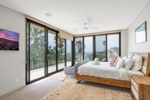 Clifftop Luxury with Pool