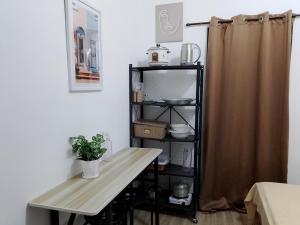 NON AIRCON STUDIO TYPE UNIT Salvacion Palo Room 9