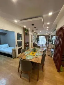 Exquisite Stays at Royal Palm Residences in Taguig - Bambang