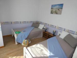 Appartements Appartement Confort 2 Ch. - Plage Sud - Balcon Sud, Parking - Acces Direct Plage- 6 Pers. - FR-1-540-4 : photos des chambres