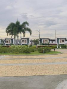 Homestay at Phirst Park Homes Tanza