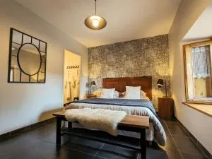 Chambre cosy avec bien-être, parking, wifi - Au cœur de l'Auvergne - FR-1-582-506 - Venteuges
